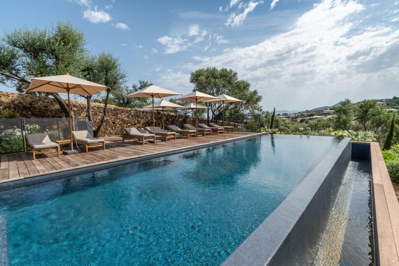 Hotel Restaurant Villa Josephine L'Ile-Rousse  Bagian luar foto
